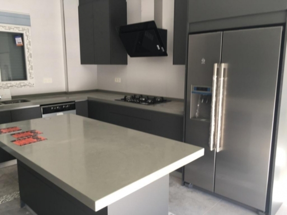 VILLA MODERNA EN UNA SOLA PLANTA DE 3 DORMITORIOS DE NUEVA CONSTRUCCIÓN EN PINOSO