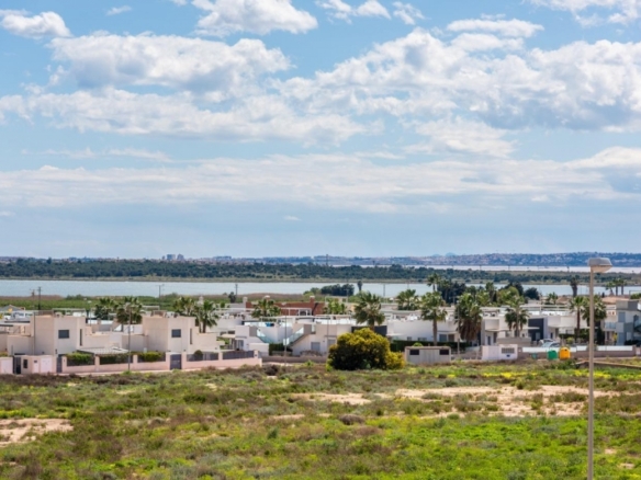 Villa a la venta con piscina privada en Ciudad Quesada-Rojales