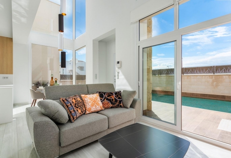 Villa a la venta con piscina privada en Ciudad Quesada-Rojales