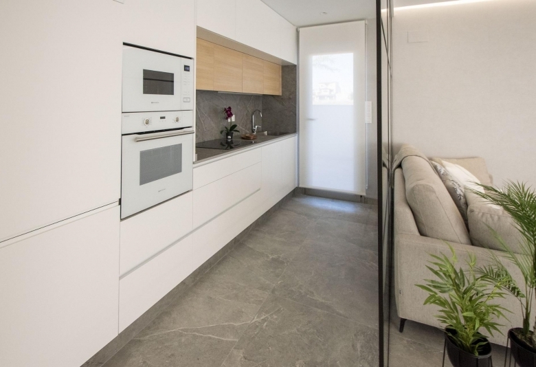 VILLA DE 3 DORMITORIOS DE NUEVA CONSTRUCCIÓN EN PILAR DE LA HORADADA EN EL CAMPO DE GOLF.