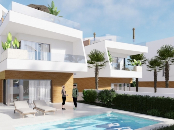 VILLA DE 3 DORMITORIOS DE NUEVA CONSTRUCCIÓN EN PILAR DE LA HORADADA EN EL CAMPO DE GOLF.