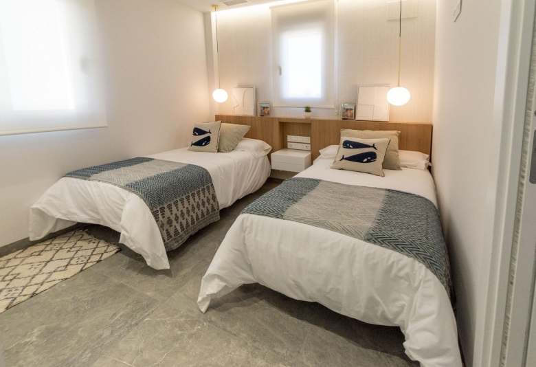 VILLA DE 3 DORMITORIOS DE NUEVA CONSTRUCCIÓN EN PILAR DE LA HORADADA EN EL CAMPO DE GOLF.