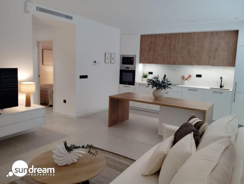 VILLA DE NUEVA CONSTRUCCIÓN CON 3 DORM. EN TORRE DE LA HORADADA