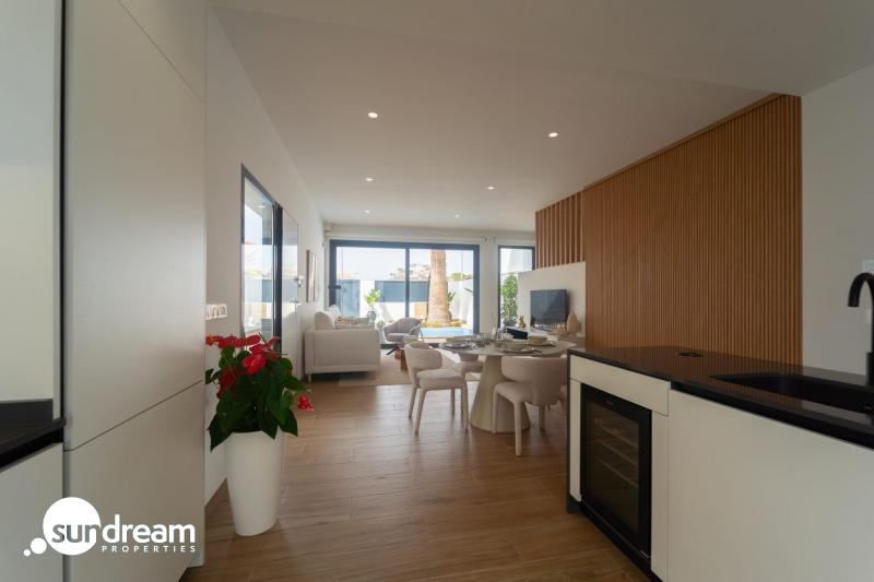 Chalet a la venta con piscina privada en San Pedro del Pinatar