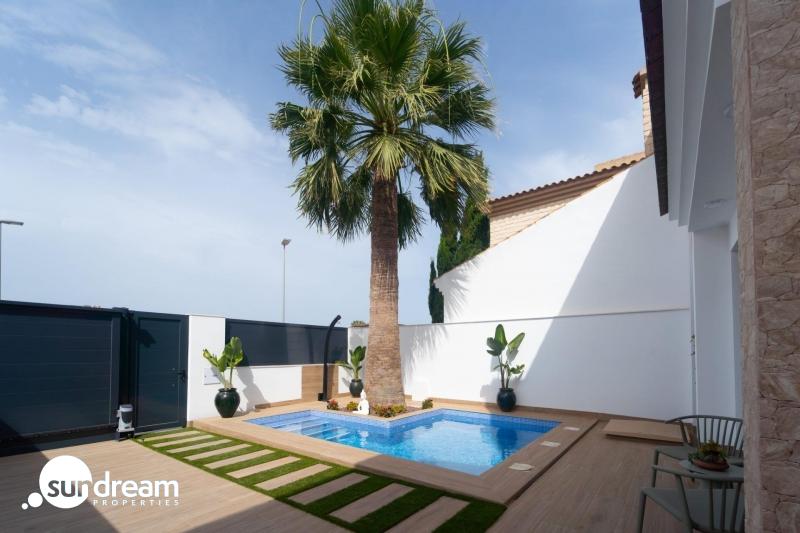 g_40005-10-34 Chalet a la venta con piscina privada en San Pedro del Pinatar