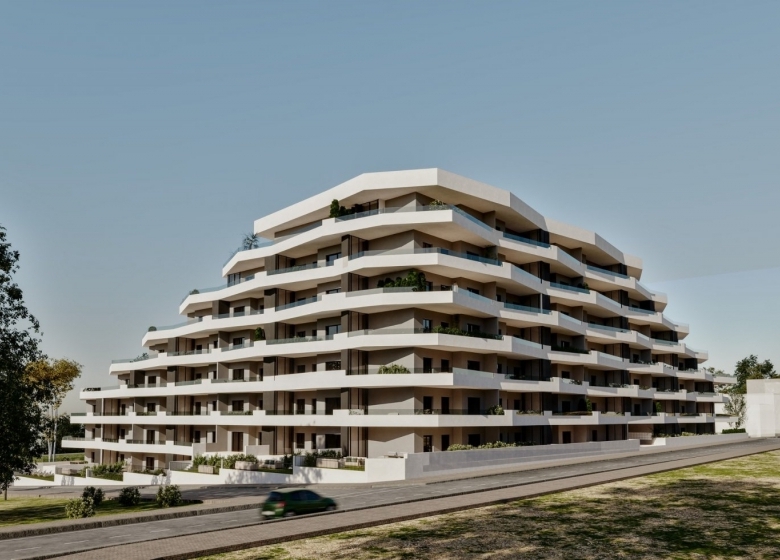 Apartamento de planta baja con 3 dormitorios a la venta en San Miguel de Salinas(Alicante)