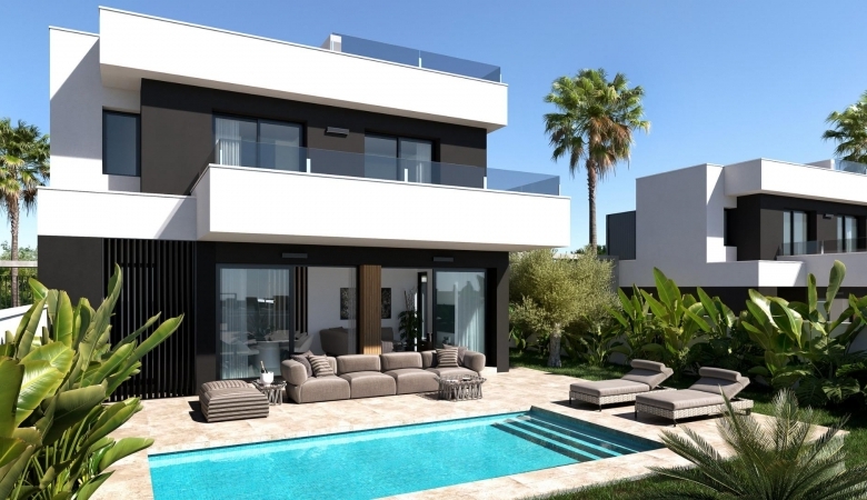 Chalet independiente con 3 dormitorios y piscina privada a la venta en Ciudad Quesada(Alicante).