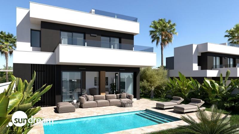 Chalet independiente con 3 dormitorios y piscina privada a la venta en Ciudad Quesada(Alicante).