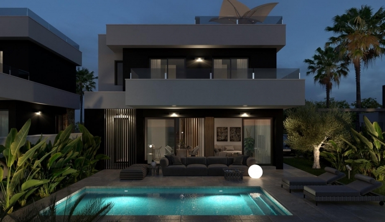 Chalet independiente con 3 dormitorios y piscina privada a la venta en Ciudad Quesada(Alicante).