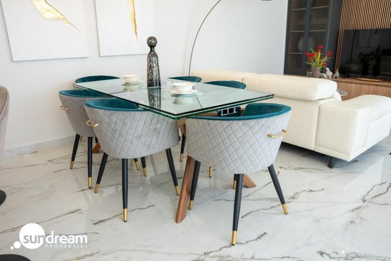 Chalet independiente en una sola planta con piscina privada a la venta en Ciudad Quesada(Alicante).