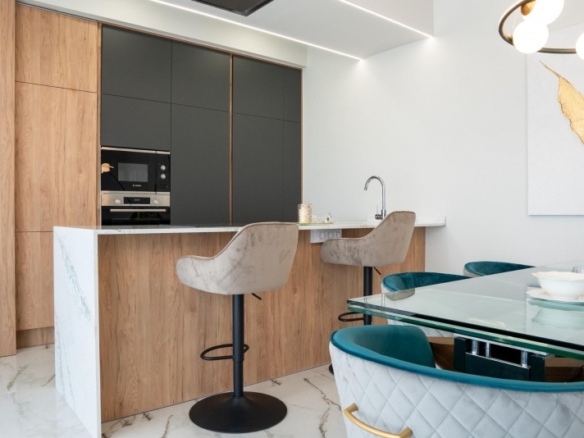 Chalet independiente en una sola planta con piscina privada a la venta en Ciudad Quesada(Alicante).