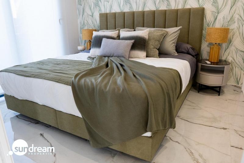 Chalet independiente en una sola planta con piscina privada a la venta en Ciudad Quesada(Alicante).