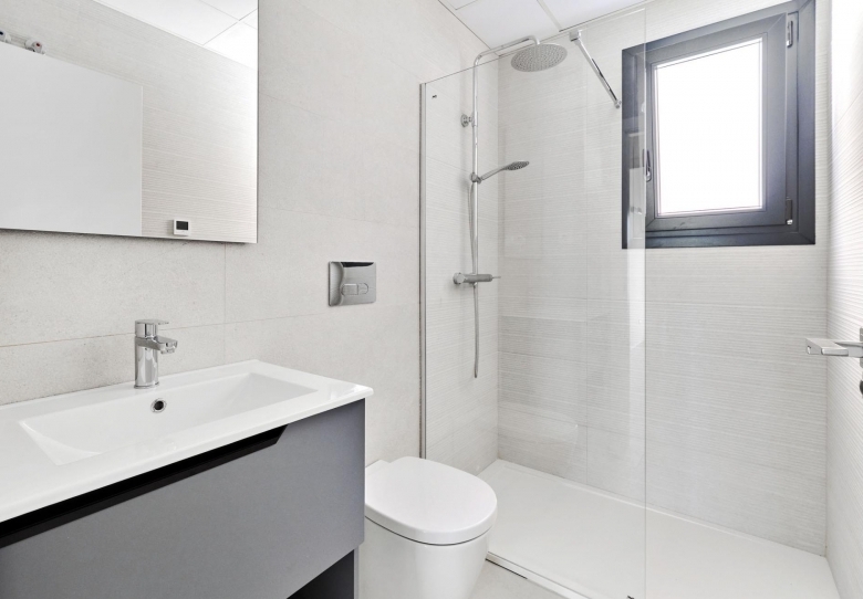 Bungalow de planta baja a la venta cerca del mar en La Veleta(Torrevieja)