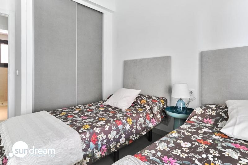 g_40093-16-24 Bungalow de planta baja a la venta cerca del mar en La Veleta(Torrevieja)