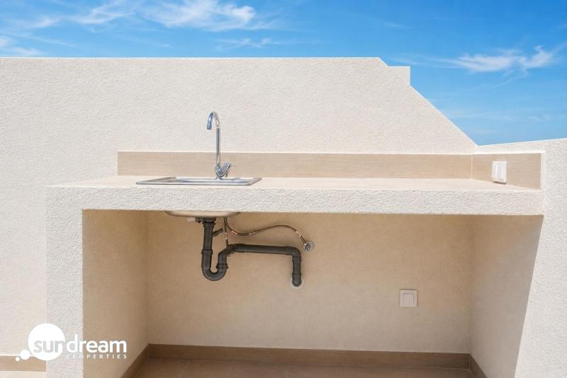 g_40107-24-15 Adosado moderno con solarium privado a la venta en Dolores