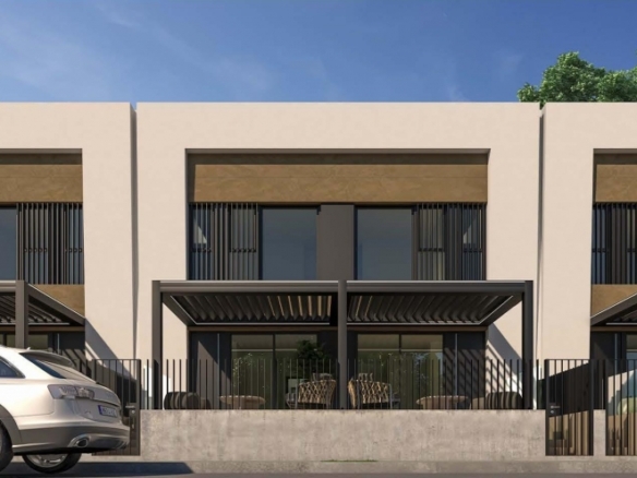 Adosado moderno con solarium privado a la venta en Dolores