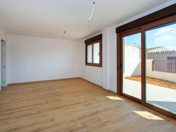 BUNGALOWS DE PLANTA BAJA Y ALTA DE NUEVA CONSTRUCCIÓN EN HONDON DE LAS NIEVES