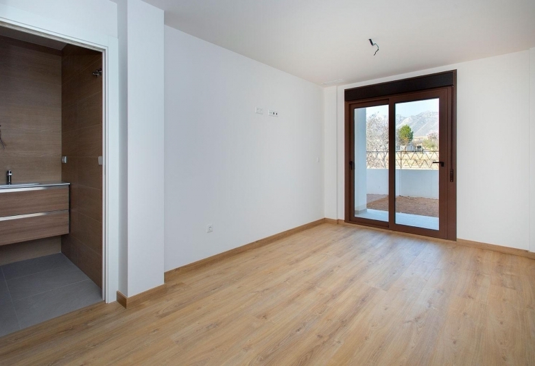 BUNGALOWS DE PLANTA BAJA Y ALTA DE NUEVA CONSTRUCCIÓN EN HONDON DE LAS NIEVES