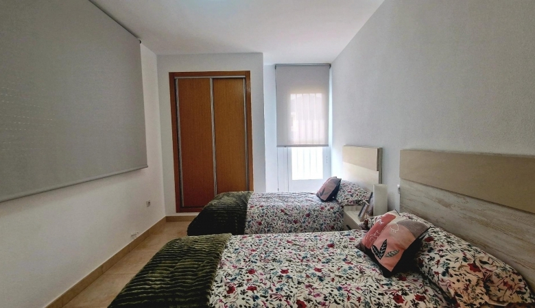 Villa de 3 dormitorios con solarium y amplia parcela en Lorca(Murcia)