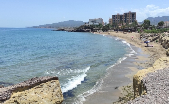 ESTUPENDAS NUEVAS VILLAS DE 3 DORM. DE UNA PLANTA CON SOLARIUM EN SAN JUAN DE LOS TERREROS(ALMERIA)