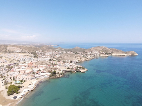 ESTUPENDAS NUEVAS VILLAS DE 3 DORM. DE UNA PLANTA CON SOLARIUM EN SAN JUAN DE LOS TERREROS(ALMERIA)