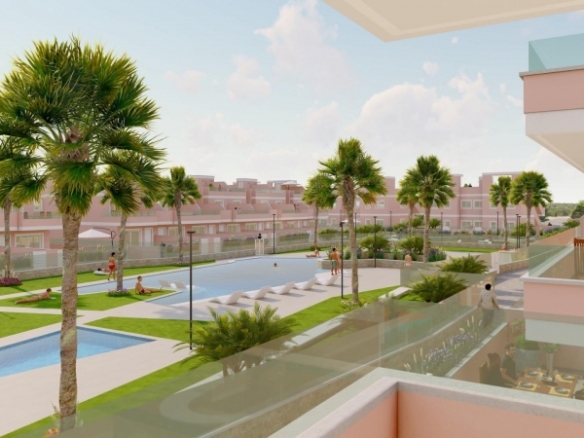 Ático de 3 dormitorios con solarium privado y jacuzzi en Pilar de la Horadada, Costa Blanca