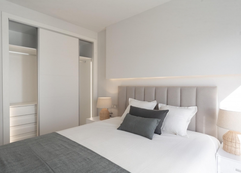 Apartamento en venta 2 dormitorios y piscina playa Denia