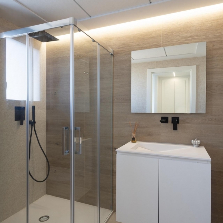 Apartamento en venta 2 dormitorios y piscina playa Denia