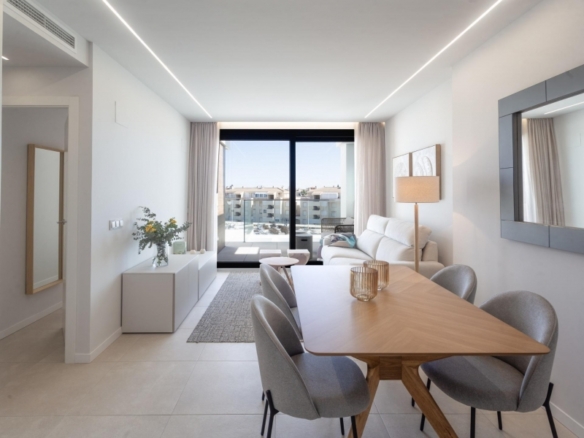 Apartamento en venta 2 dormitorios y piscina playa Denia