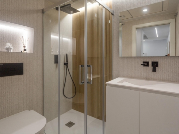 Apartamento en venta 2 dormitorios y piscina playa Denia