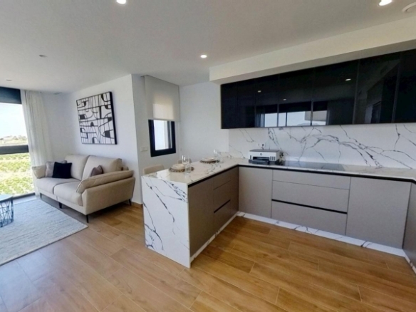 Villa en venta obra nueva en La Finca Golf Algorfa
