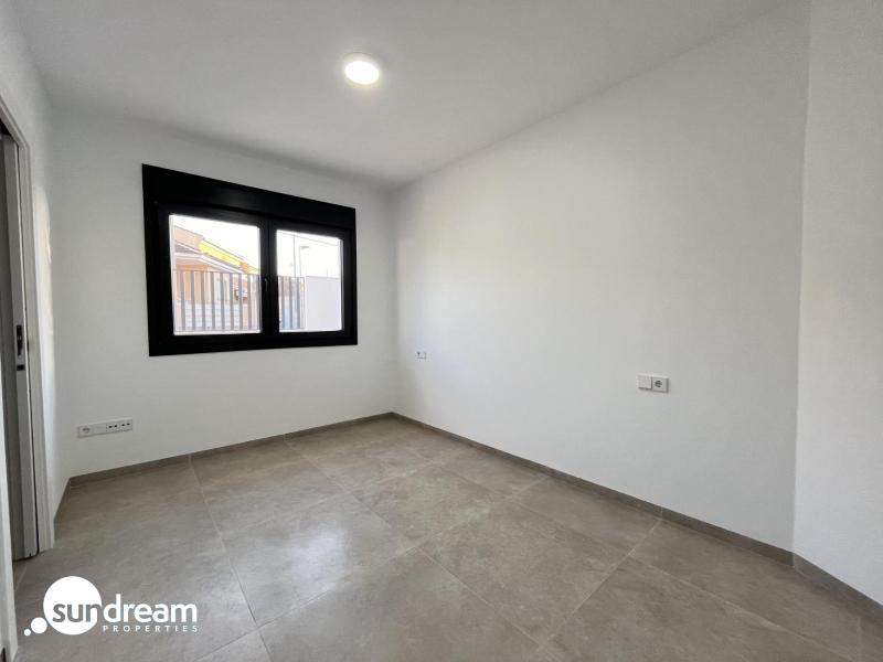 Villa obra nueva en venta zona playa San Pedro Pinatar