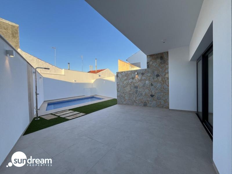 Villa obra nueva en venta zona playa San Pedro Pinatar