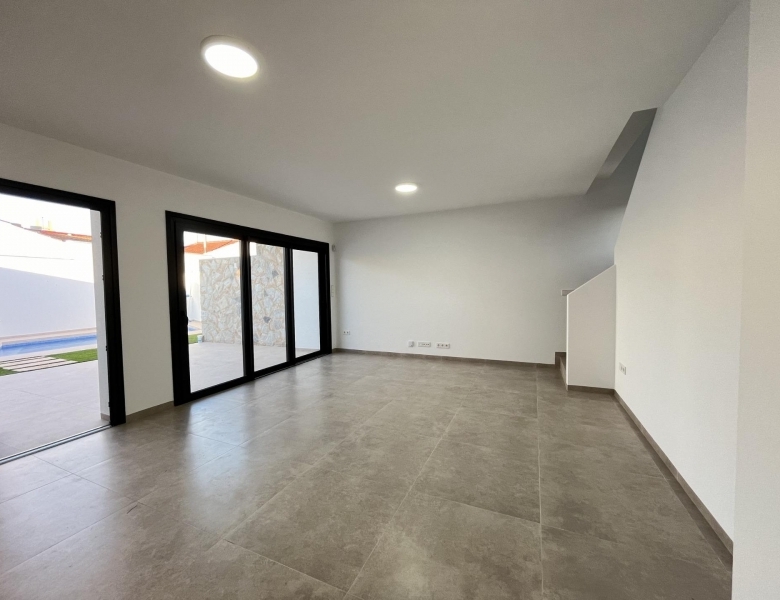 Villa obra nueva en venta zona playa San Pedro Pinatar