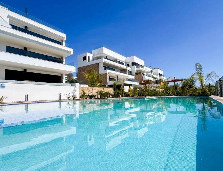 Ático en venta obra nueva en Golf Las Colinas Orihuela