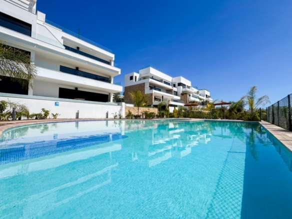 Ático en venta obra nueva en Golf Las Colinas Orihuela