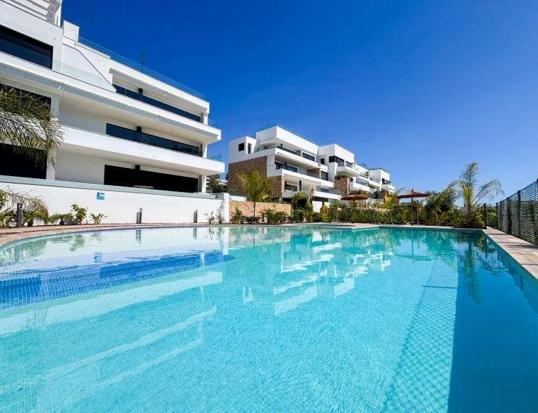 Ático en venta obra nueva en Golf Las Colinas Orihuela