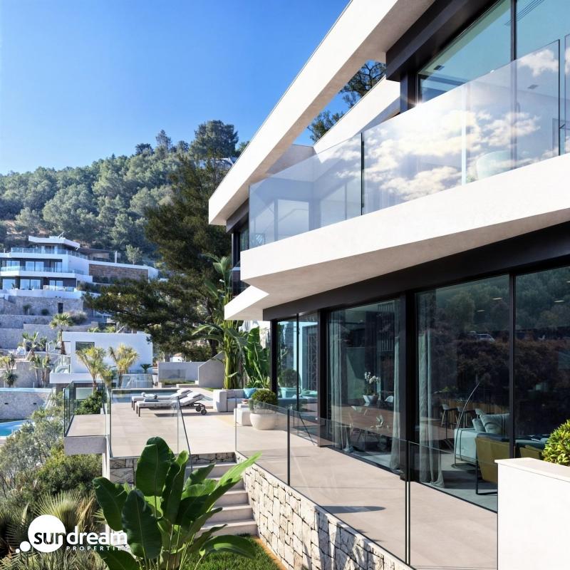 Villa en venta obra nueva con piscina en Benissa