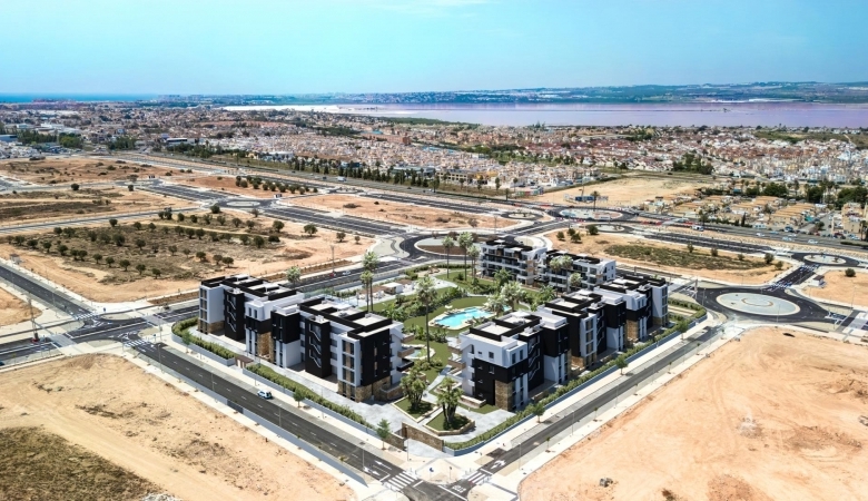 Ático en venta con garaje en La Siesta Torrevieja