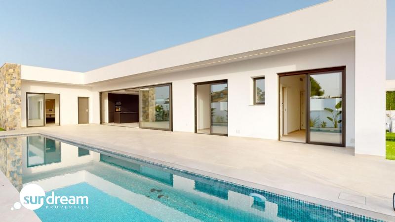 g_41578-24-29 Chalet en venta obra nueva con piscina Los Alcázares