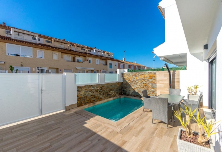 Villa en venta obra nueva San Pedro del Pinatar