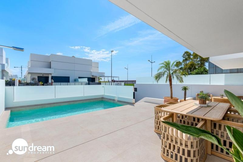 g_41884-10-19 Villa modernas adosadas y pareadas a la venta en Dolores, Alicante