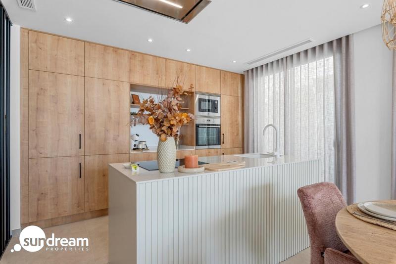 Villa modernas adosadas y pareadas a la venta en Dolores, Alicante