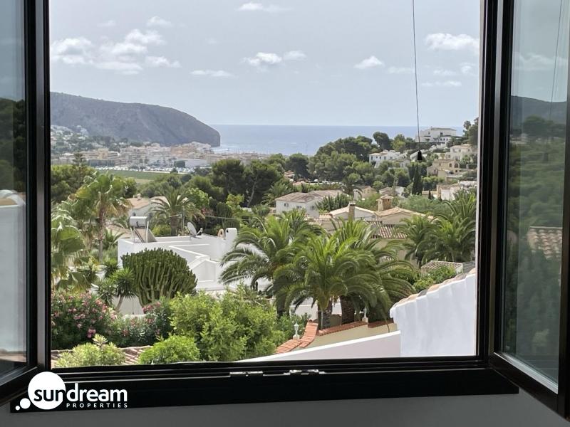 g_42004-4-13 Villa grande en venta con piscina y vistas en Moraira