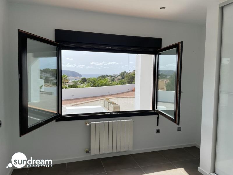 g_42004-4-16 Villa grande en venta con piscina y vistas en Moraira