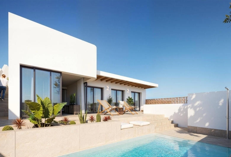 Villa en venta obra nueva con piscina en Dolores