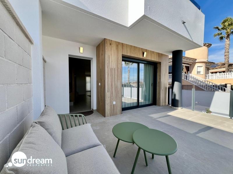 Villa en venta obra nueva 2 habitaciones en Benferri
