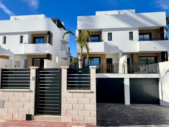 Villa en venta obra nueva 2 habitaciones en Benferri