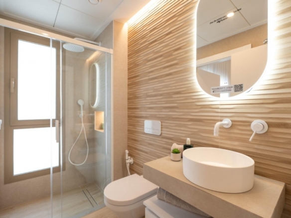 Villa de nueva construcción con 3 dormitorios y piscina privada en Serena Golf-Los Alcázares