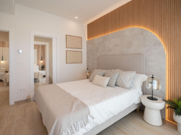 Villa de nueva construcción con 3 dormitorios y piscina privada en Serena Golf-Los Alcázares